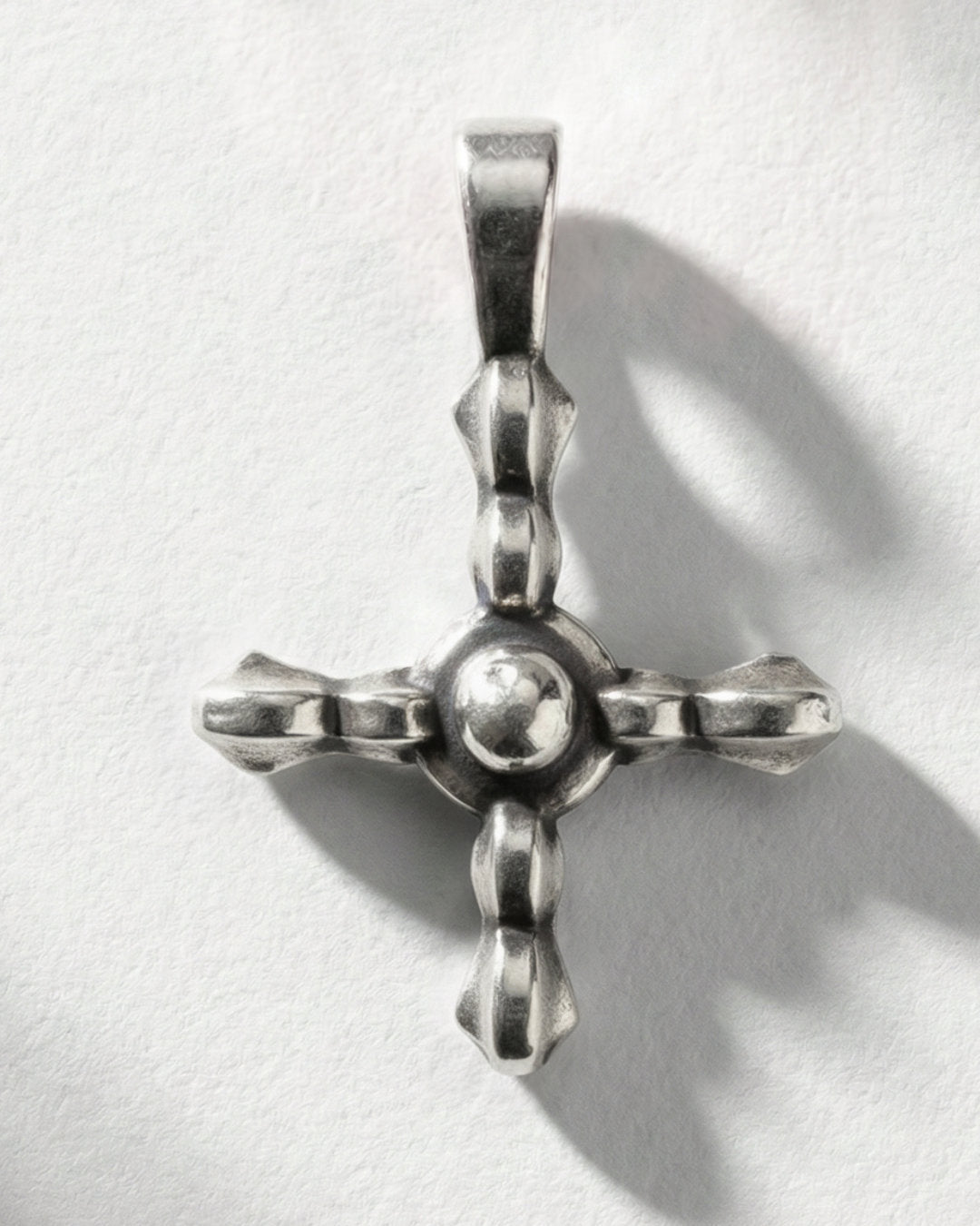 AXIS CROSS ®