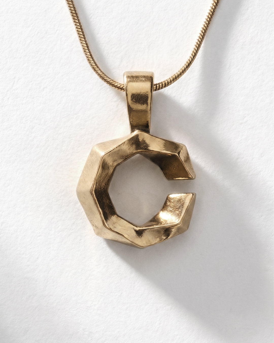 C / PENDANT ®