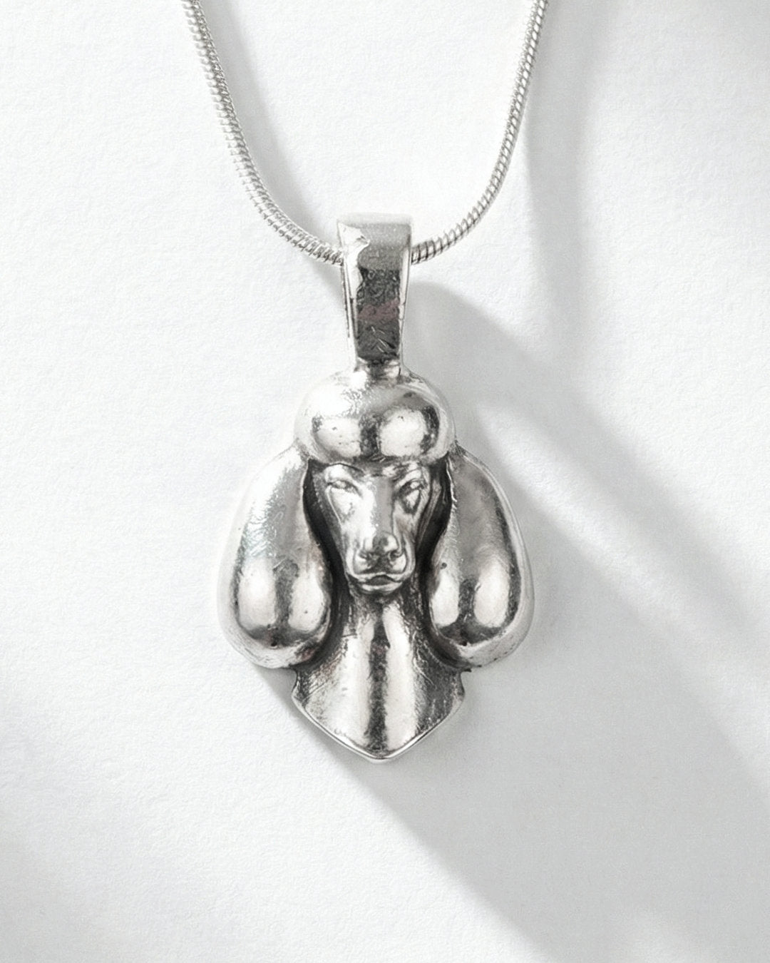 CANICHE / PENDANT ®