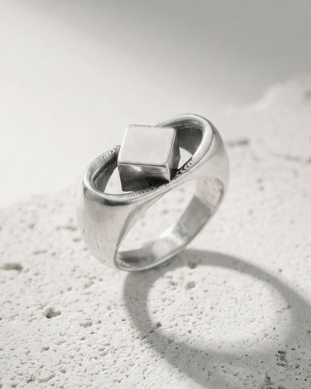 CUBE RING ®