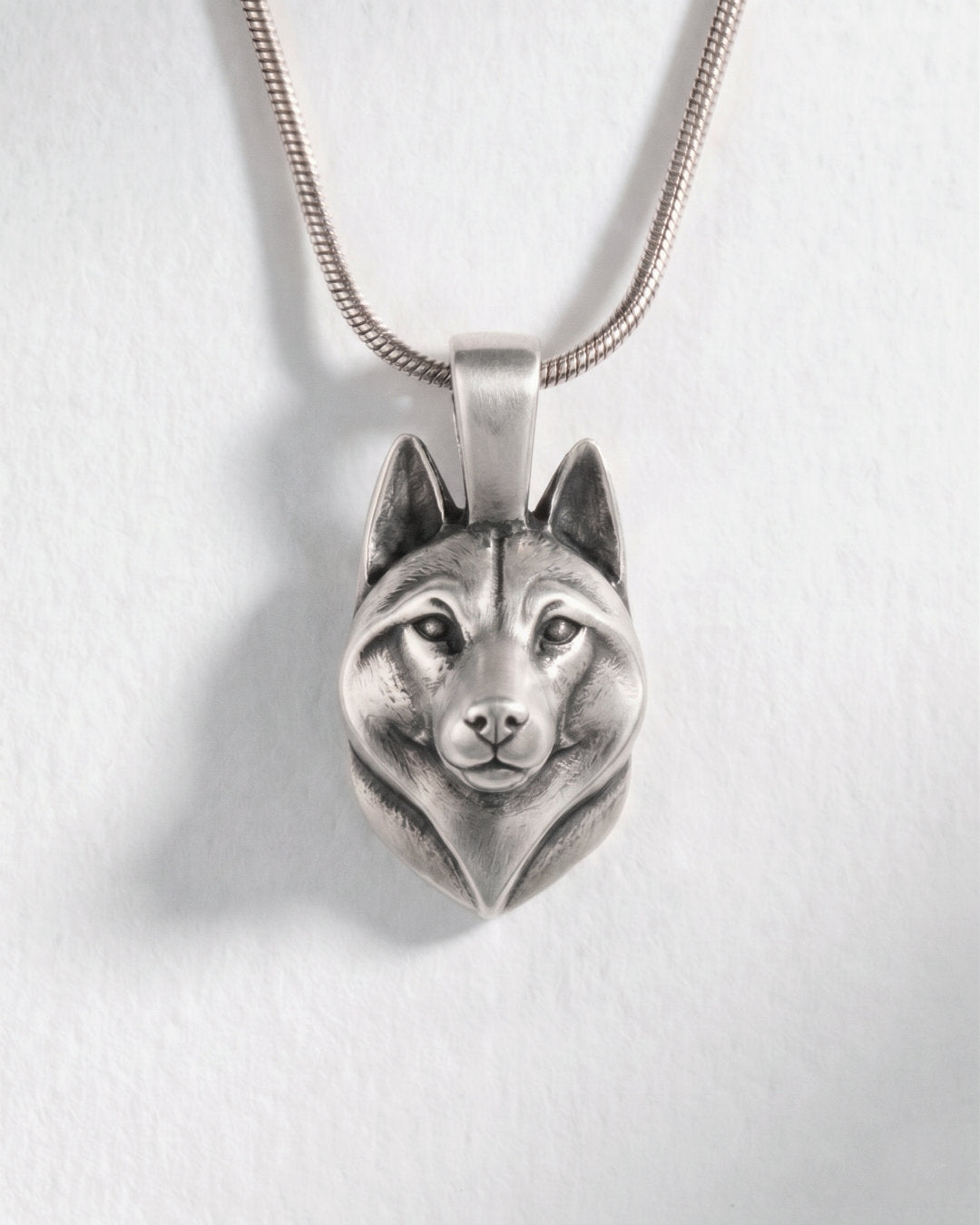 HUSKY / PENDANT ®