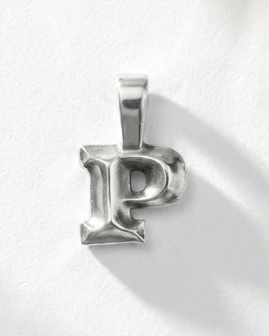 P / PENDANT ®